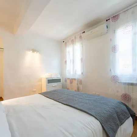 Ariento Apartment *